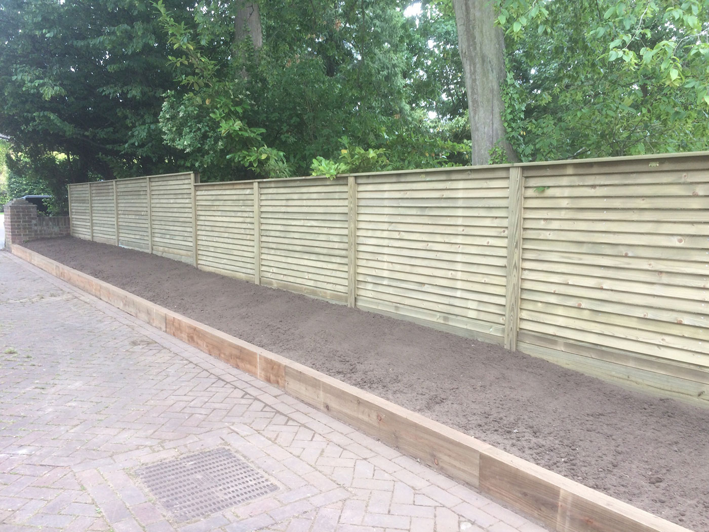 Louvre screening panels by Vincent Fencing